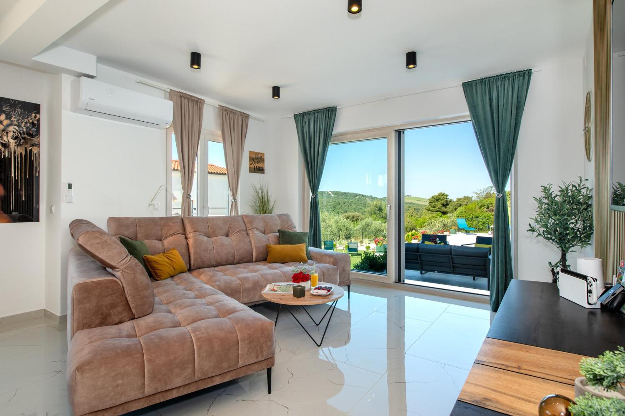 Villa Plenca - Heated Pool ! Šibenik Kültér fotó