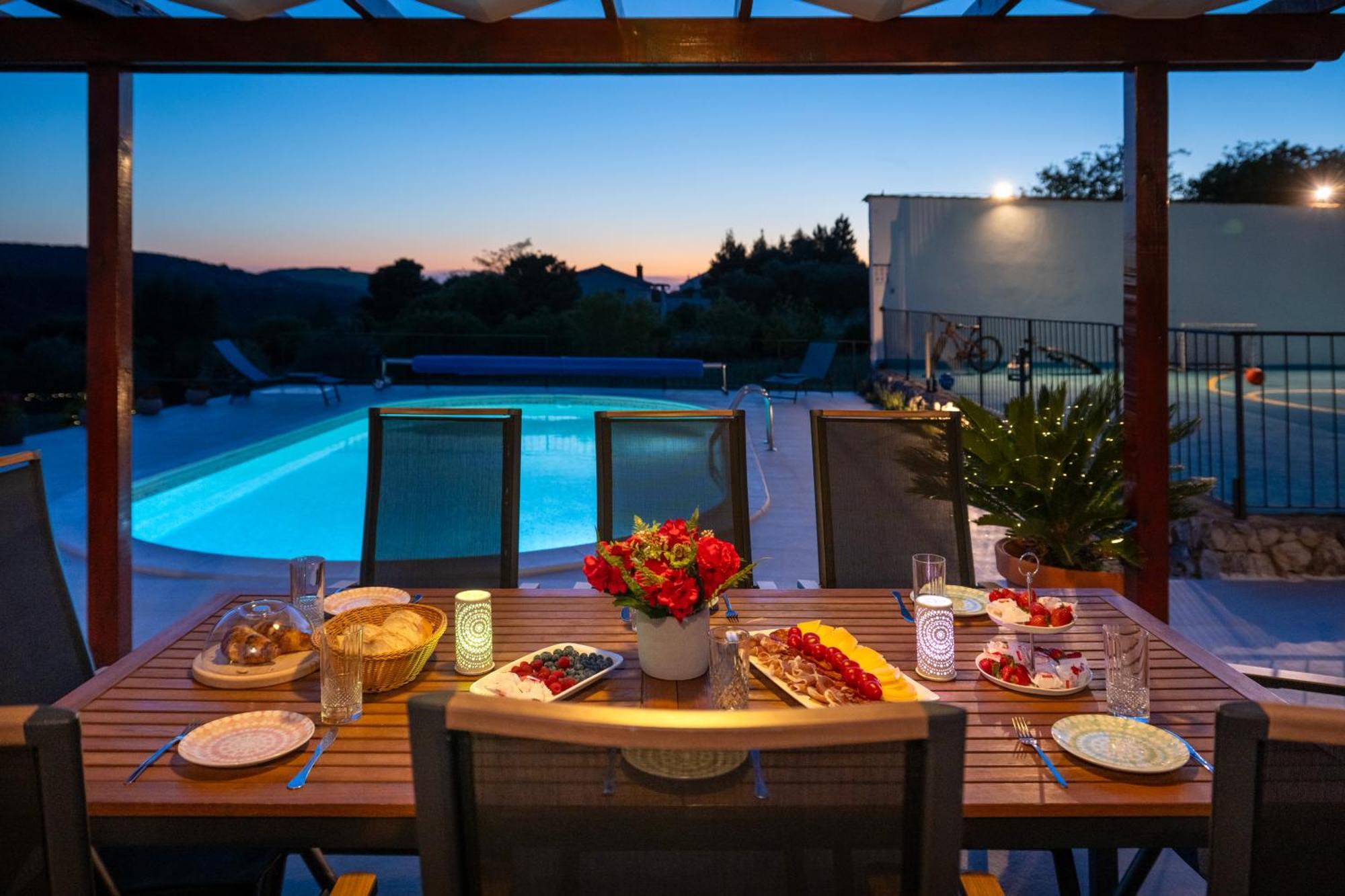 Villa Plenca - Heated Pool ! Šibenik Kültér fotó