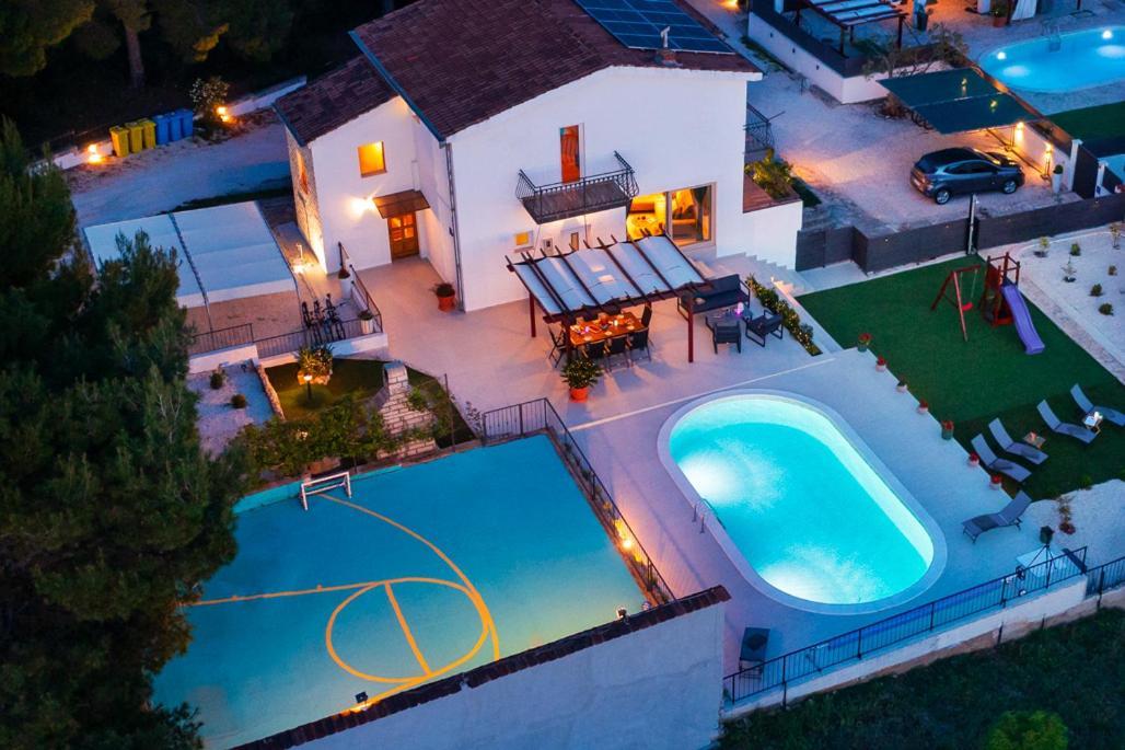 Villa Plenca - Heated Pool ! Šibenik Kültér fotó