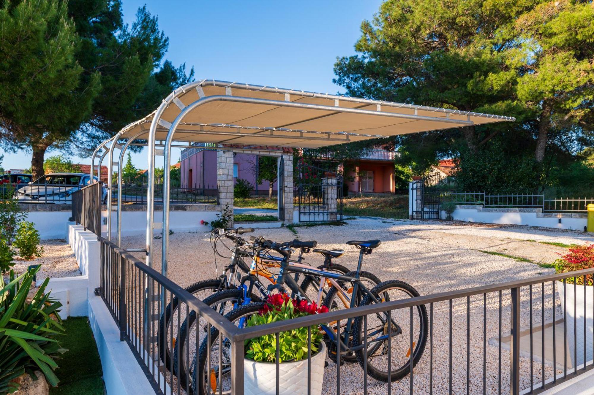 Villa Plenca - Heated Pool ! Šibenik Kültér fotó